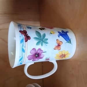 Henley Collection England Fine Bone China floral butterfly mug
